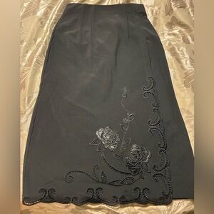 Chic Black Floral Pencil Skirt